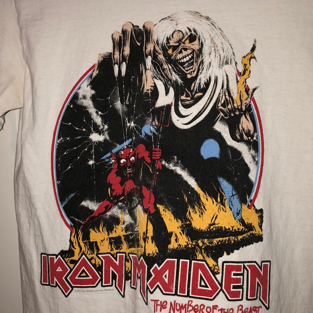 IRON MAIDEN GRAPHIC ALBUM TEE
